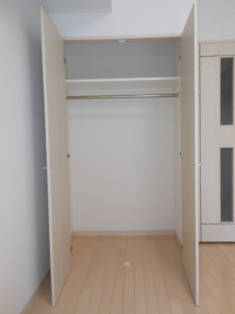 収納　クローゼット