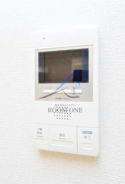 セキュリティ　モニター付きインターホンです。