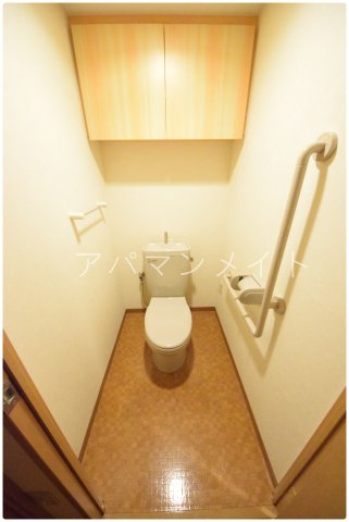 トイレ　落ち着いたトイレです