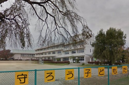 小学校　那須塩原市立東小学校（小学校）まで735m