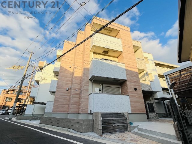 建物外観　オートロック・モニター付きインターホン完備♪