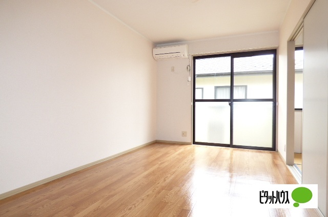 居室・リビング　他のお部屋のお写真です