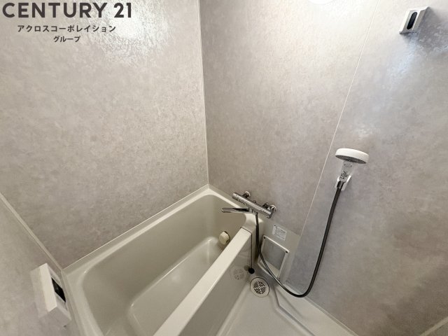 バス・シャワールーム　一日の疲れを癒やす浴室です