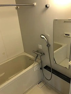 バス・シャワールーム　ゆったり過ごせるお風呂です