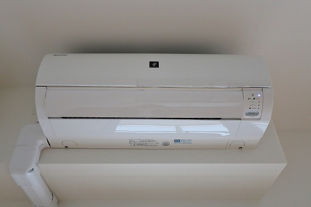 その他　エアコン2基設置済み