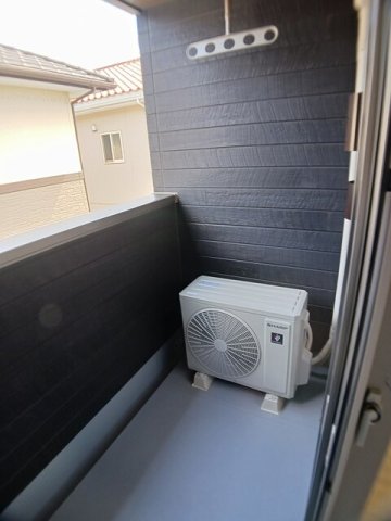 バルコニー　外からの目が気にならないバルコニーで洗濯物が干せます
