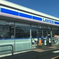 コンビニ　ローソン川口弥平二丁目店（コンビニ）まで398m