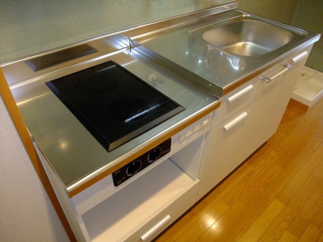 キッチン　2口IHコンロ付