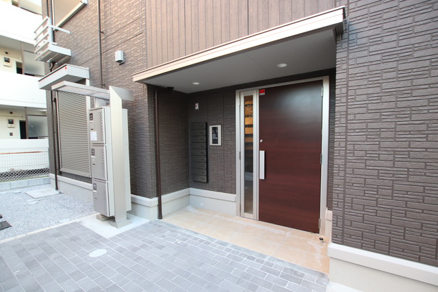 エントランス　建物入口