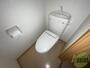 トイレ　ウォシュレットトイレがついているので便利ですね