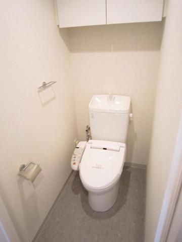 トイレ　ゆったりとした空間のトイレです