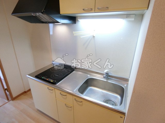 キッチン　システムキッチン（IH２口）