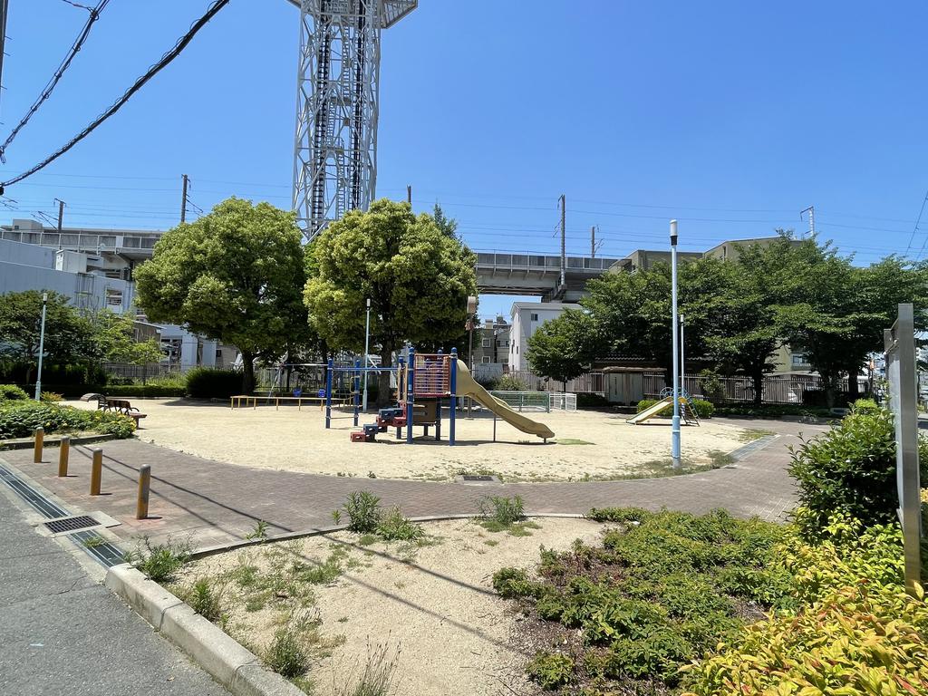 公園　加島中央公園（公園）まで823m