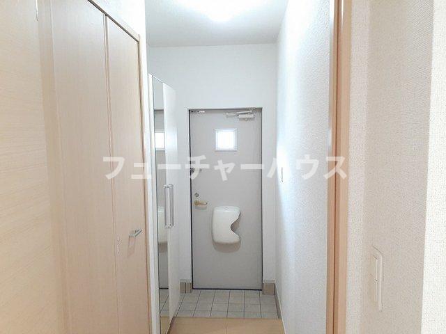 玄関　落ち着いた玄関です