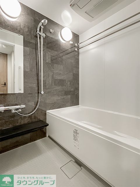 バス・シャワールーム　※写真は同タイプ住戸です。