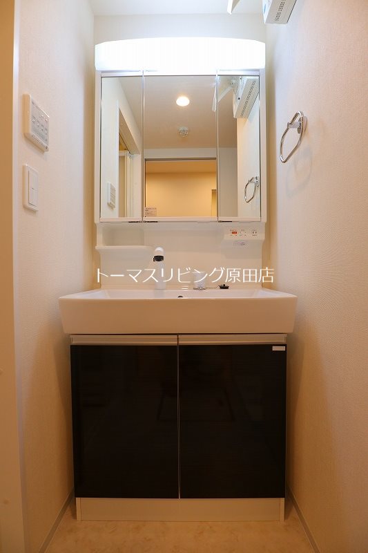 洗面設備　101号室写真