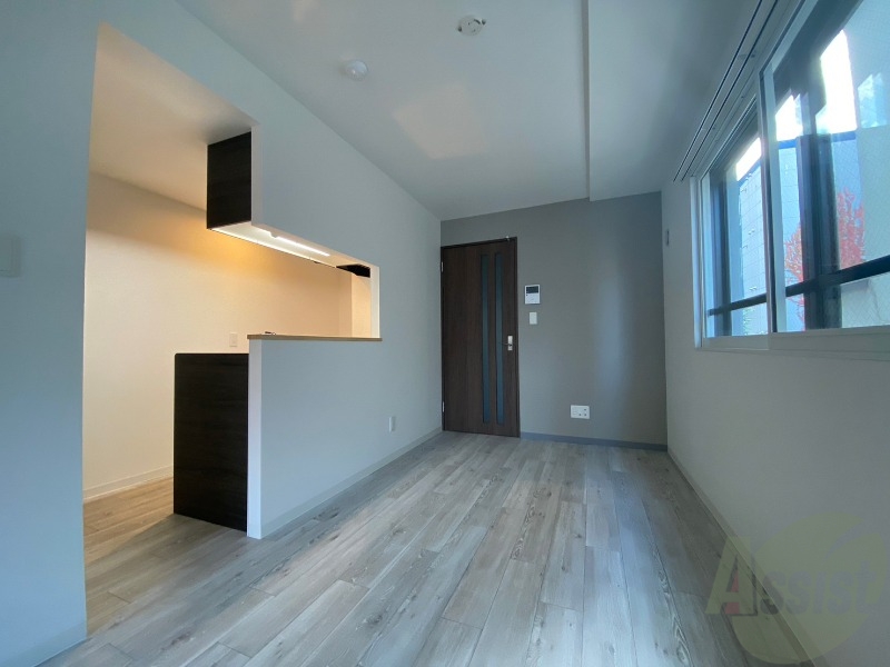 居室・リビング　広くてキレイなお部屋が広がっていて、充実した生活が送れそう。