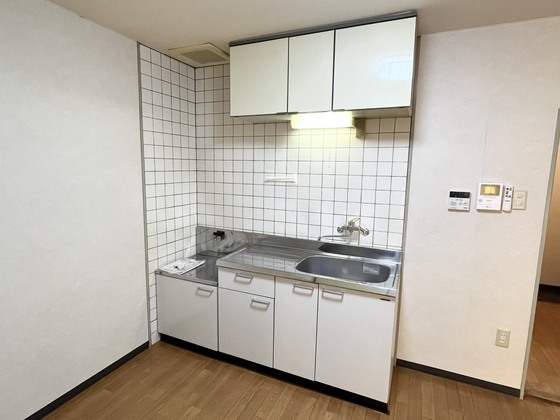 キッチン　※別号室のお写真となります※現況優先