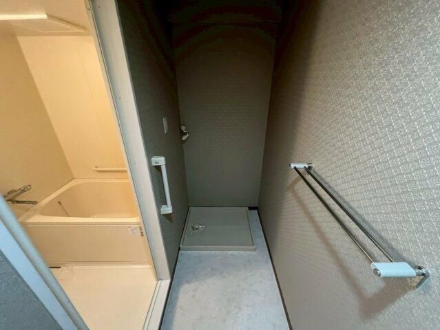 洗面設備　脱衣スペースもあります
