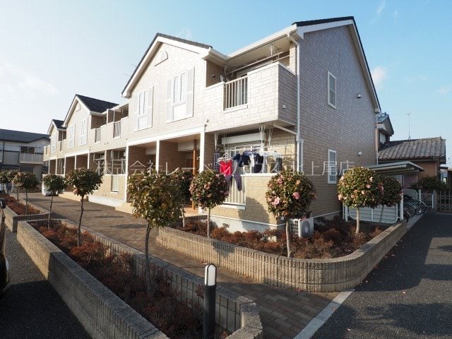 建物外観　お問い合わせは048-772-8202