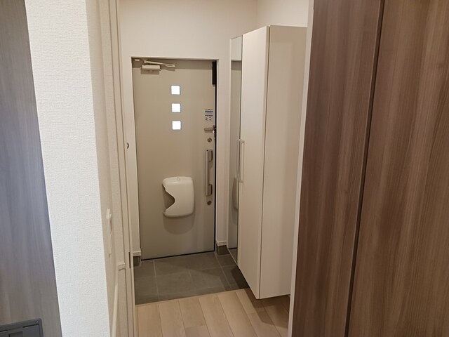 玄関　ダブルロックキー