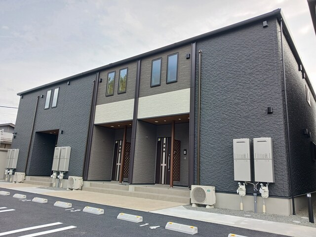 建物外観　駐輪場有り