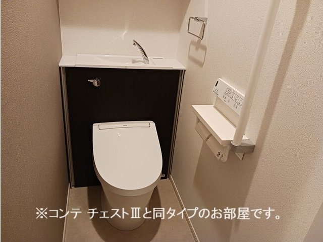 トイレ　落ち着いたトイレです