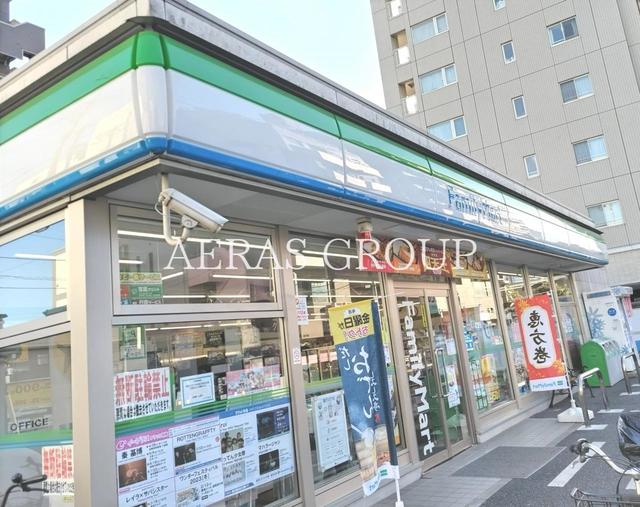 コンビニ　ファミリーマート 本千葉駅東口店（コンビニ）まで72m