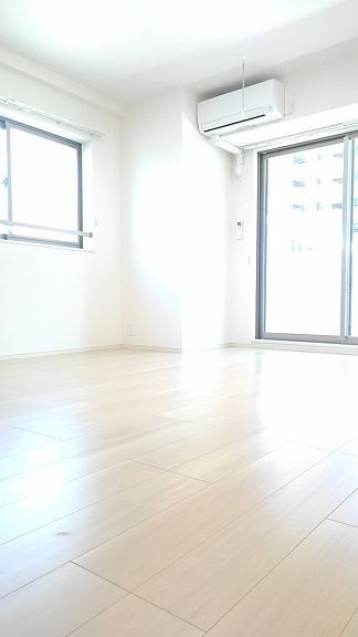 居室・リビング　家具の配置もしやすい居室空間です