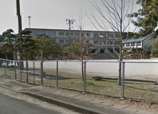 小学校　諫早市立みはる台小学校（小学校）まで1009m