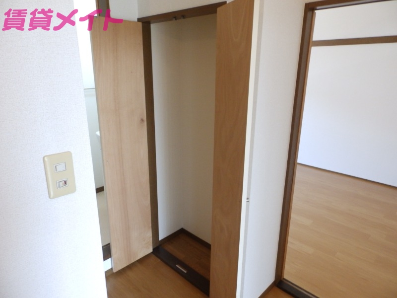 収納　同タイプ部屋写真です。