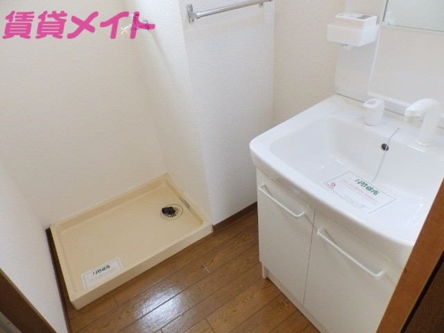 洗面設備　同タイプ部屋写真です。