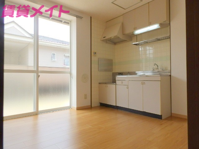 居室・リビング　同タイプ部屋写真です。