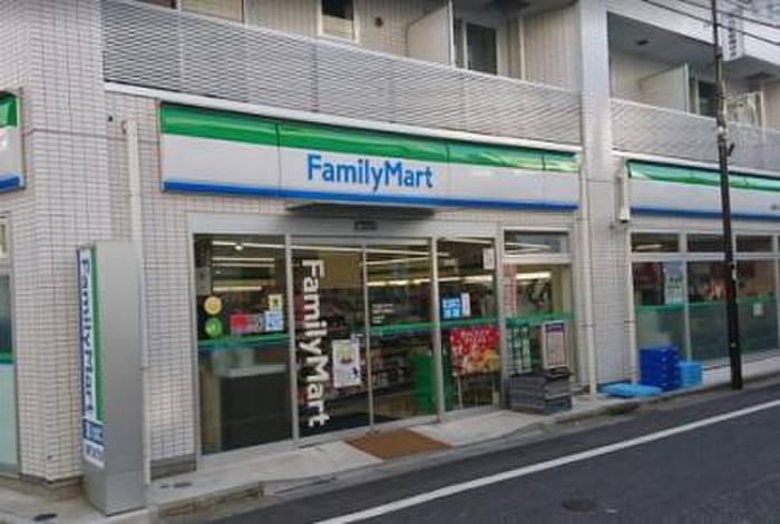 コンビニ　ファミリーマート　丸萬千川駅前店（コンビニ）まで438m