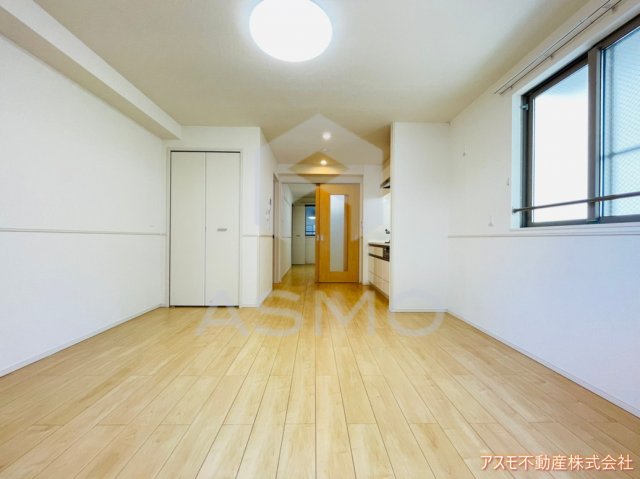 居室・リビング　同マンション別部屋　参考写真