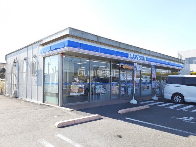 コンビニ　ローソン都城下川東三丁目店（コンビニ）まで438m