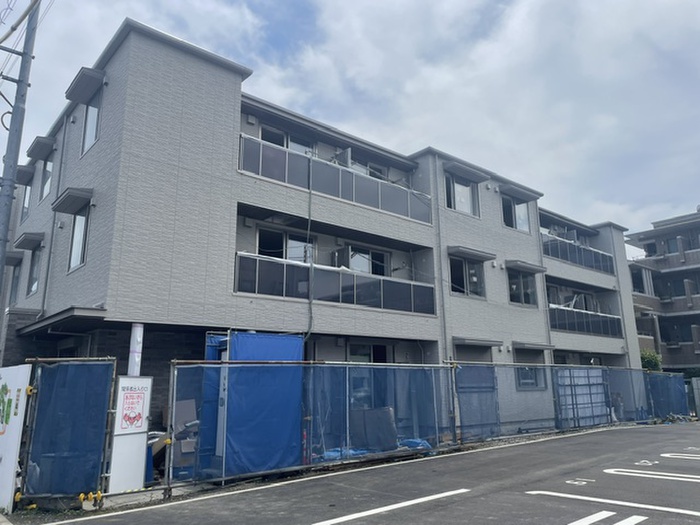 建物外観　建築中