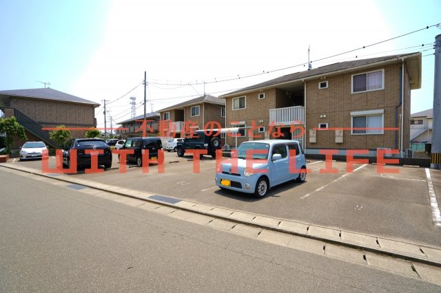 駐車場　駐車場に車を止められます