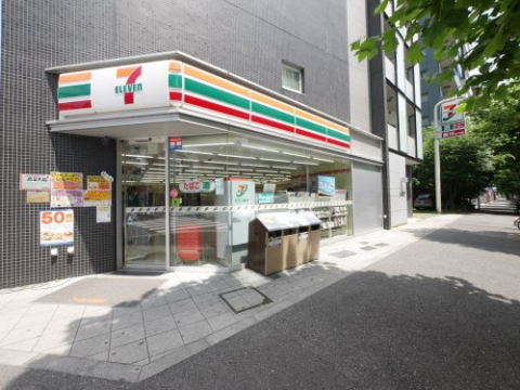 コンビニ　セブンイレブン　千代田岩本町２丁目店（コンビニ）まで171m