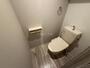 トイレ　窮屈感がなくリラックスのできるトイレです。