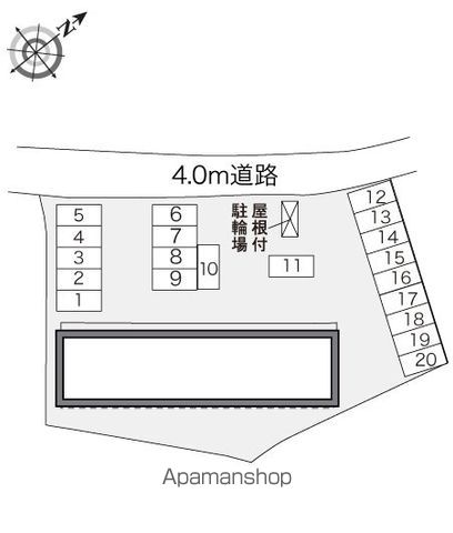 駐車場　駐車場
