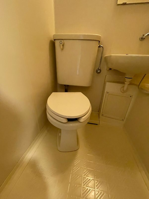 トイレ　写真は他室を参照しています
