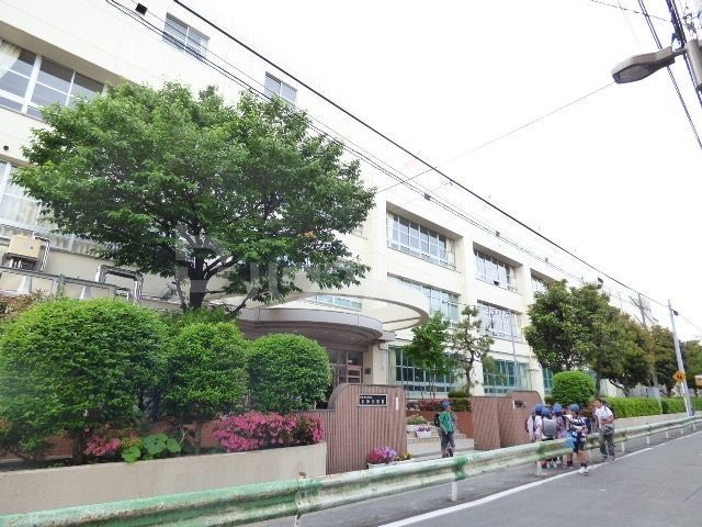 小学校　江東区立水神小学校（小学校）まで410m