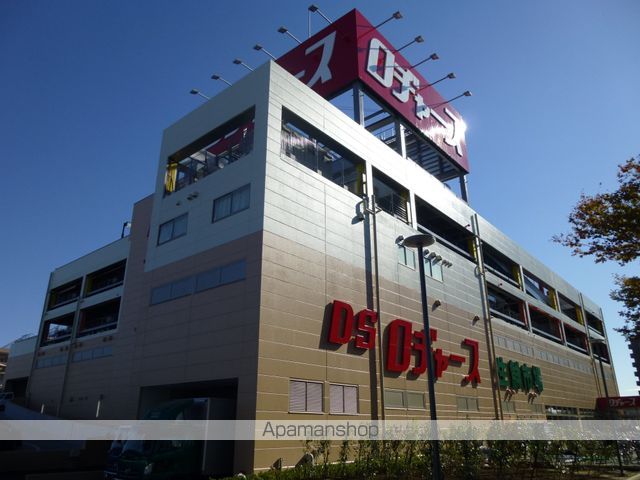 スーパー　ロヂャース　戸田店（スーパー）まで520m