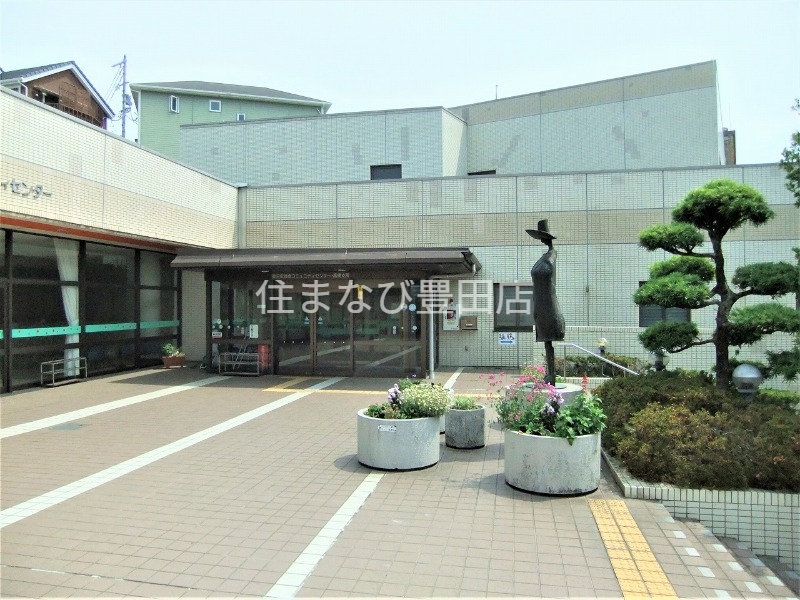 役所　豊田市役所高橋支所（役所）まで864m