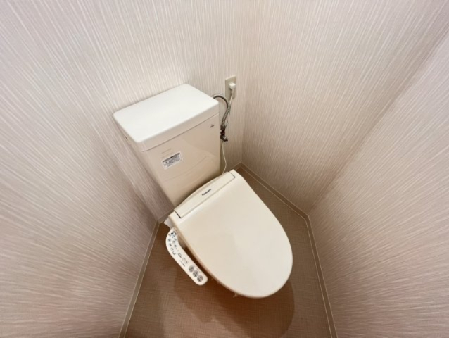 トイレ　落ち着いたトイレです
