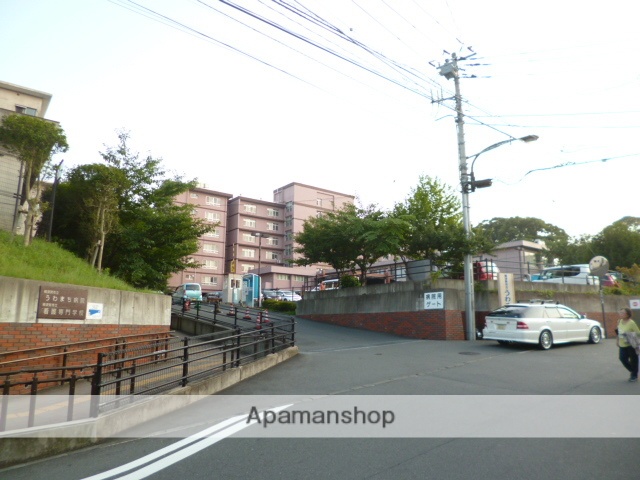 病院　横須賀市立うわまち病院（病院）まで833m