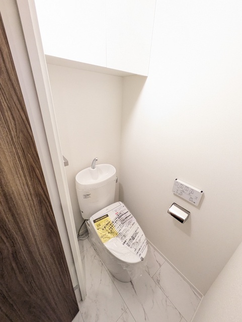 トイレ　温水洗浄便座のトイレです