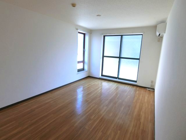 居室・リビング　他のお部屋の参考写真となります。