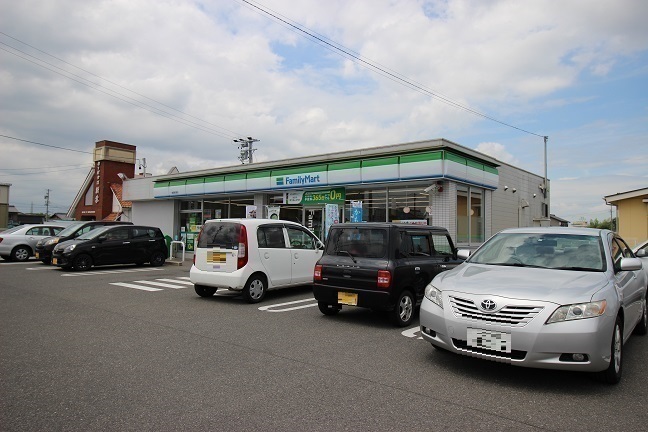 コンビニ　ファミリーマート一宮西萩原店（コンビニ）まで309m